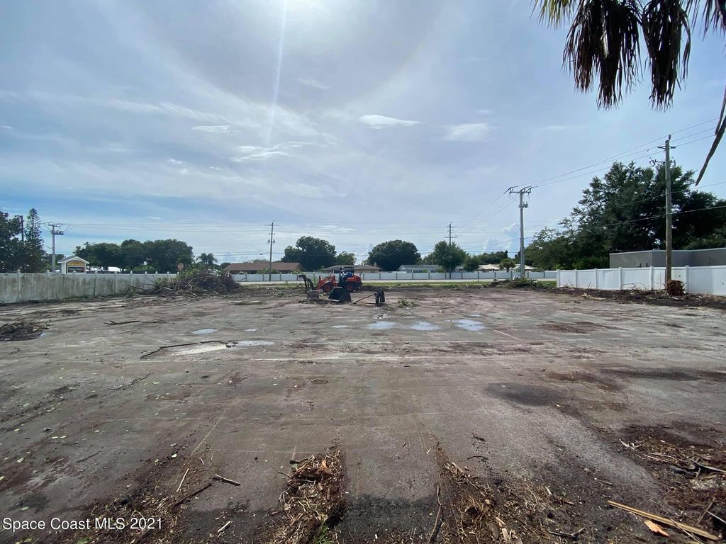 2745 N Wickham Road, Melbourne, FL 32935