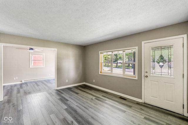 622 Indianapolis Road, Mooresville, IN 46158