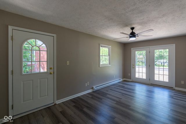 622 Indianapolis Road, Mooresville, IN 46158