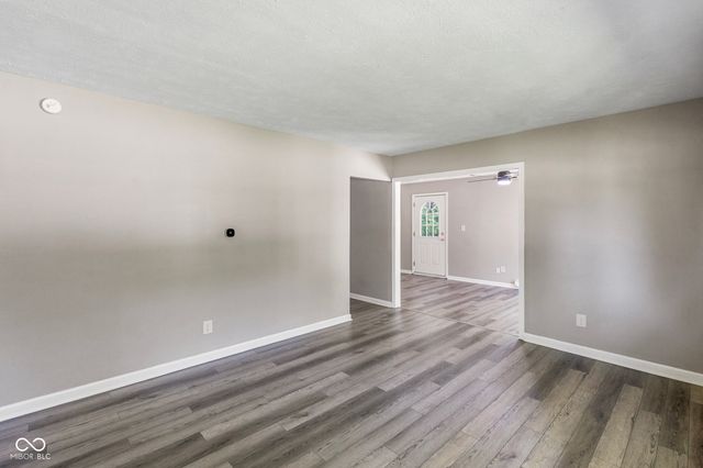 622 Indianapolis Road, Mooresville, IN 46158