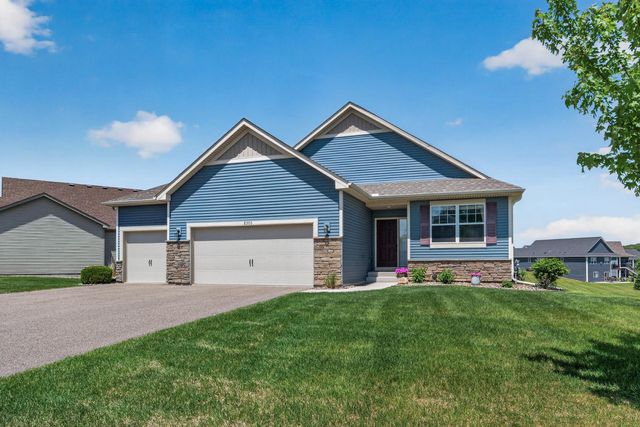 8306 63rd Street S, Cottage Grove, MN 55016