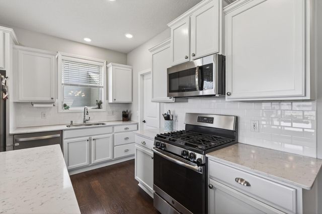 8306 63rd Street S, Cottage Grove, MN 55016
