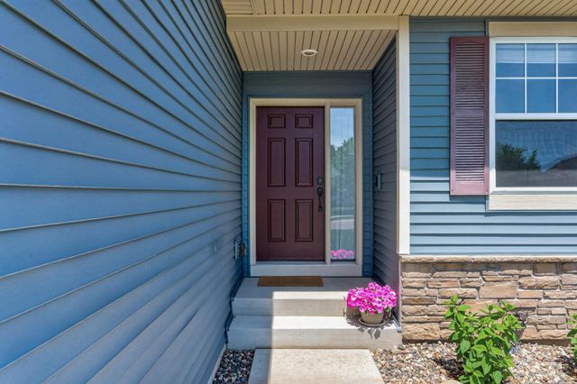 8306 63rd Street S, Cottage Grove, MN 55016