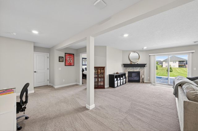 8306 63rd Street S, Cottage Grove, MN 55016
