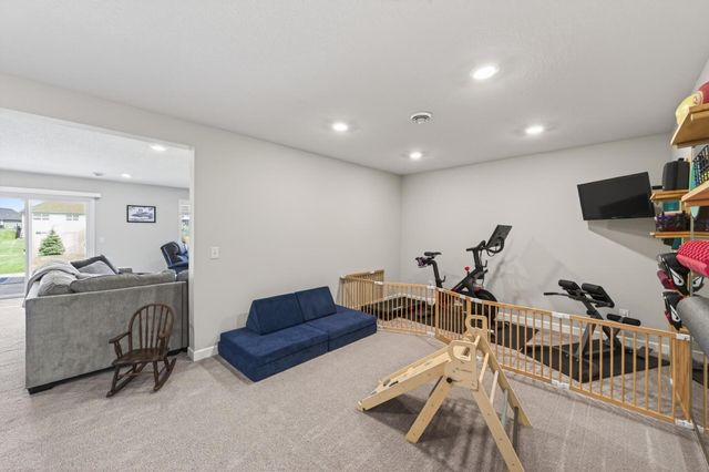 8306 63rd Street S, Cottage Grove, MN 55016