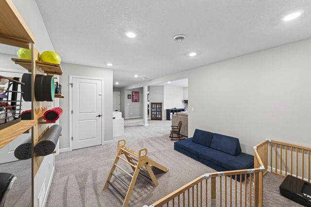 8306 63rd Street S, Cottage Grove, MN 55016