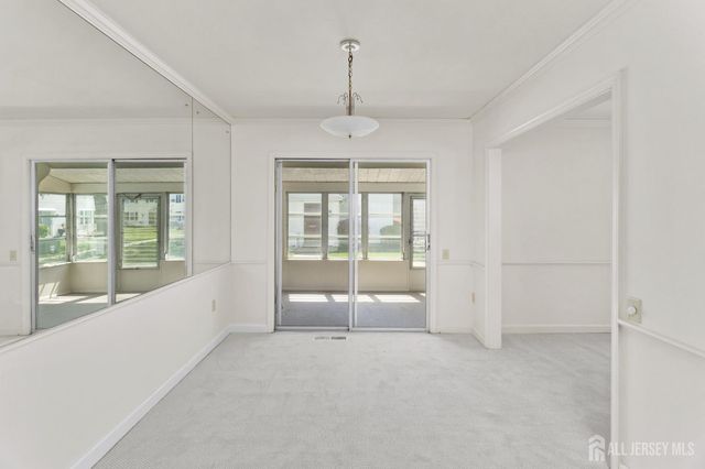 27 Bradford Lane B, Monroe, NJ 08831
