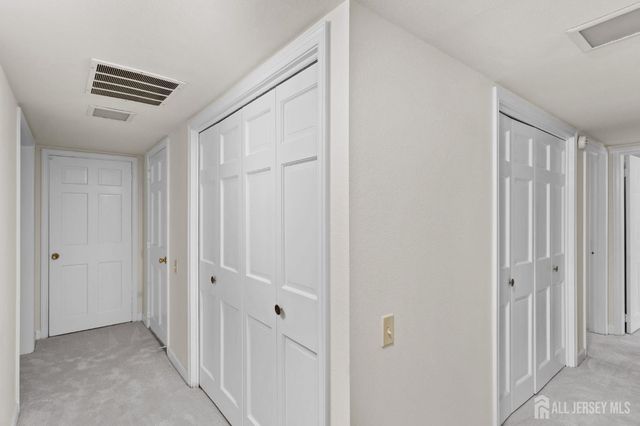 27 Bradford Lane B, Monroe, NJ 08831