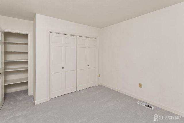 27 Bradford Lane B, Monroe, NJ 08831