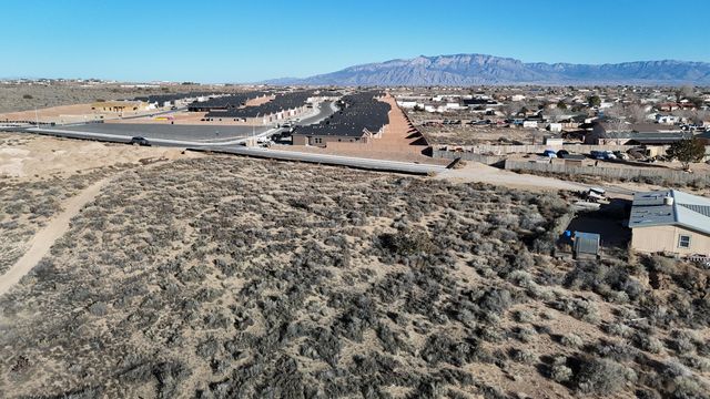 101-105 Hondo Road SW, Rio Rancho, NM 87124