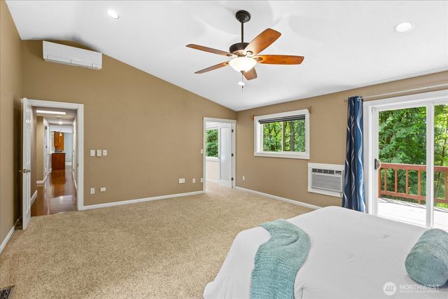 23811 NE 43rd Street, Redmond, WA 98053