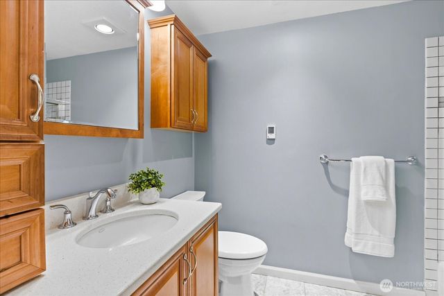 23811 NE 43rd Street, Redmond, WA 98053