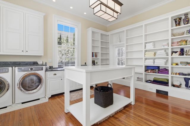 7 Legare Street, Charleston, SC 29401