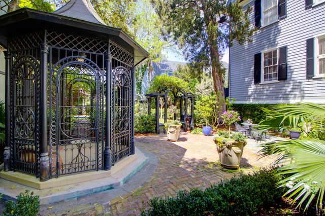 7 Legare Street, Charleston, SC 29401