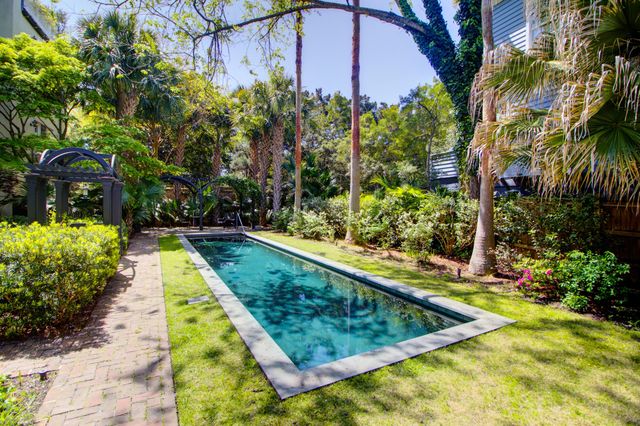 7 Legare Street, Charleston, SC 29401