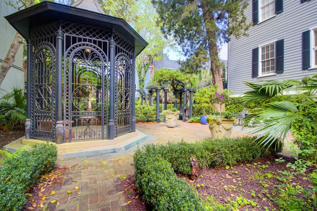 7 Legare Street, Charleston, SC 29401