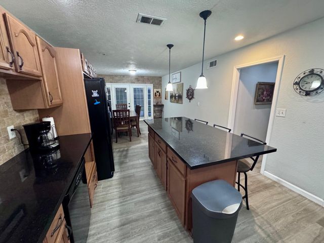 219 Lakeside Drive, Kemah, TX 77565
