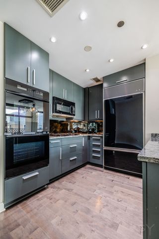 21 E Huron Street 1207, Chicago, IL 60611