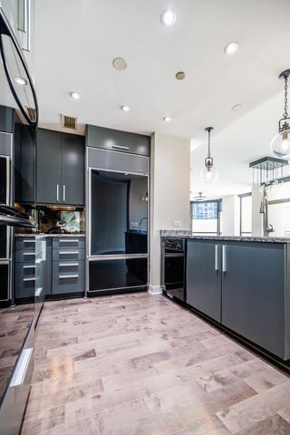 21 E Huron Street 1207, Chicago, IL 60611