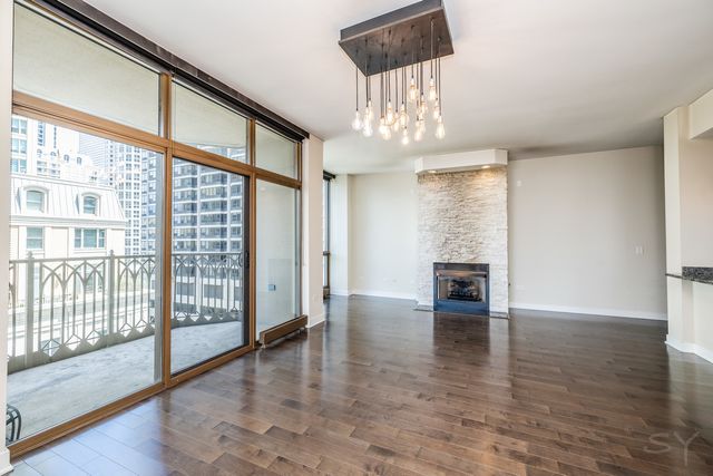21 E Huron Street 1207, Chicago, IL 60611