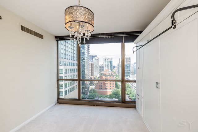 21 E Huron Street 1207, Chicago, IL 60611
