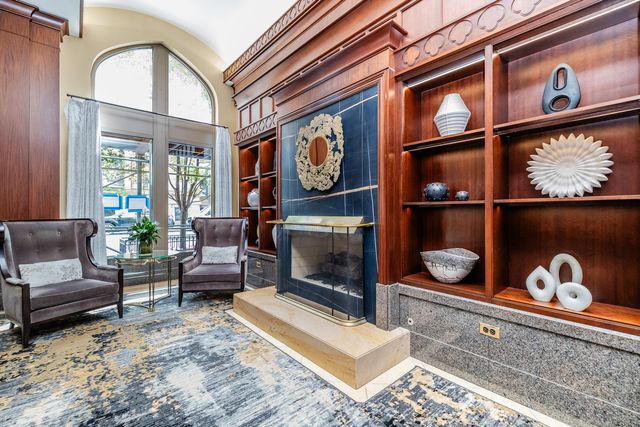 21 E Huron Street 1207, Chicago, IL 60611