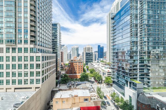 21 E Huron Street 1207, Chicago, IL 60611