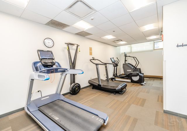 21 E Huron Street 1207, Chicago, IL 60611