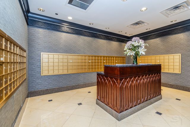 21 E Huron Street 1207, Chicago, IL 60611