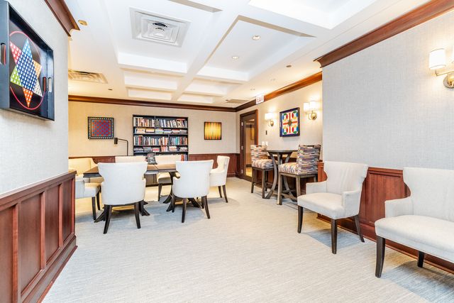 21 E Huron Street 1207, Chicago, IL 60611