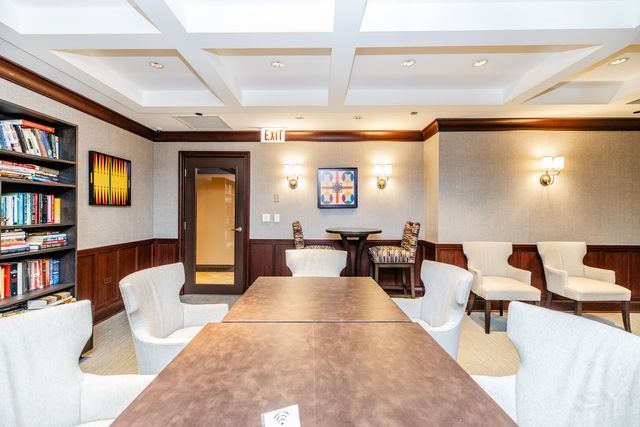 21 E Huron Street 1207, Chicago, IL 60611