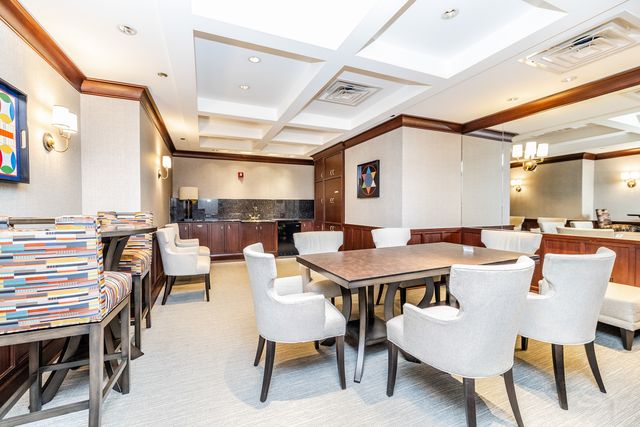 21 E Huron Street 1207, Chicago, IL 60611