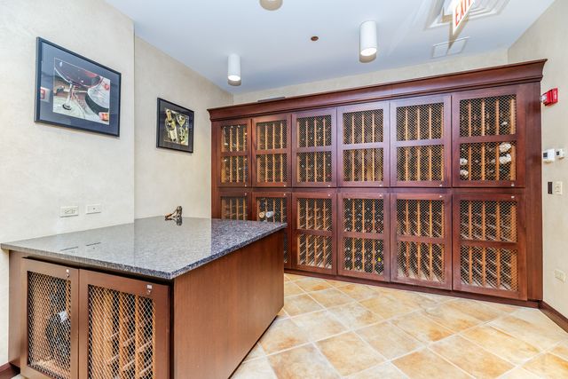 21 E Huron Street 1207, Chicago, IL 60611