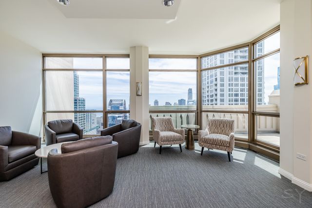 21 E Huron Street 1207, Chicago, IL 60611