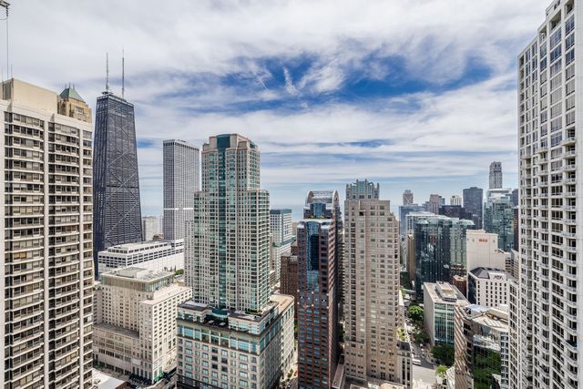 21 E Huron Street 1207, Chicago, IL 60611