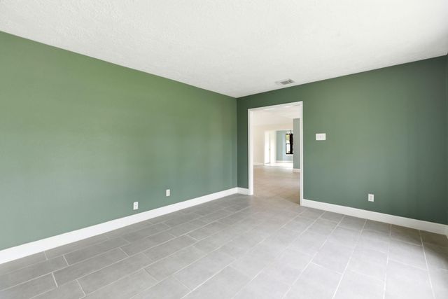 1824 Lazy Creek Lane, Pearland, TX 77581