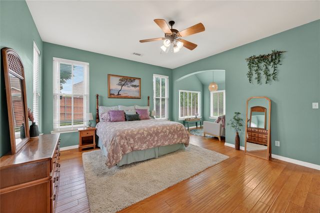 1404 Spring Ridge Lane, Flower Mound, TX 75028