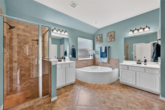 1404 Spring Ridge Lane, Flower Mound, TX 75028