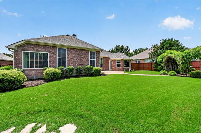 1404 Spring Ridge Lane, Flower Mound, TX 75028