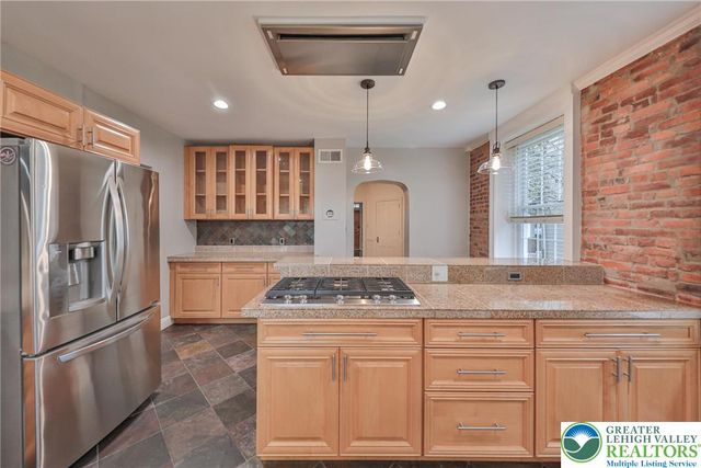 167 South Broad Street, Nazareth Boro, PA 18064