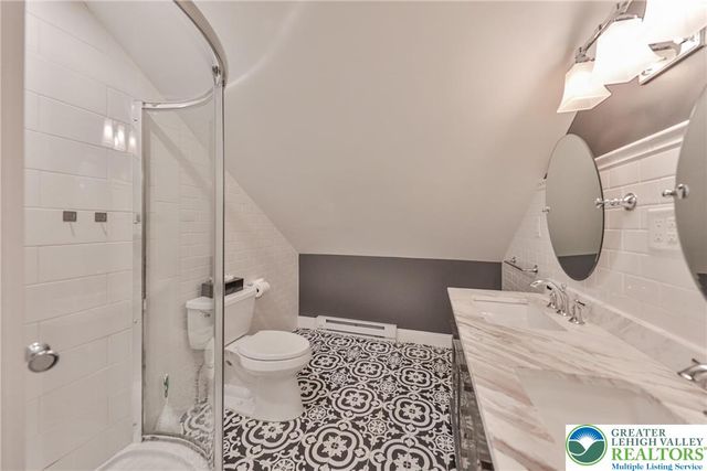 167 South Broad Street, Nazareth Boro, PA 18064
