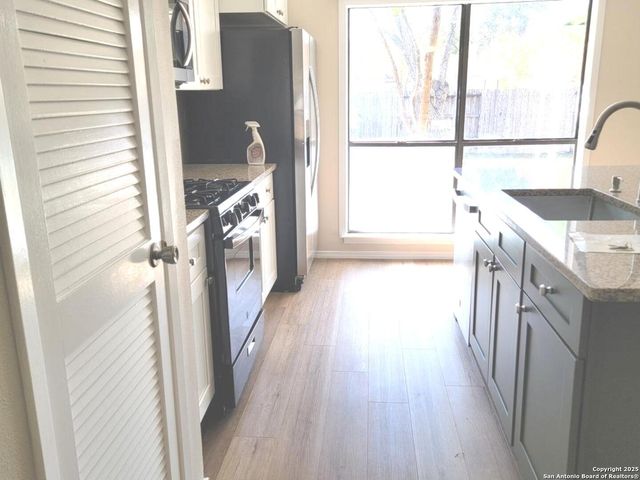 3330 Butterleigh, San Antonio, TX 78247