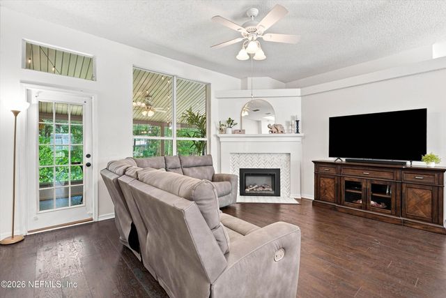 1768 REDWOOD Lane, Middleburg, FL 32068
