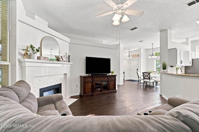 1768 REDWOOD Lane, Middleburg, FL 32068