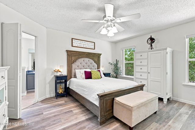1768 REDWOOD Lane, Middleburg, FL 32068
