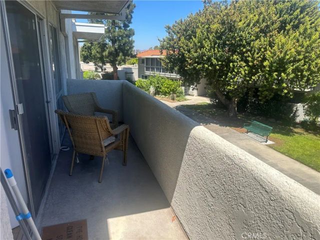2267 Via Puerta, Laguna Woods, CA 92637