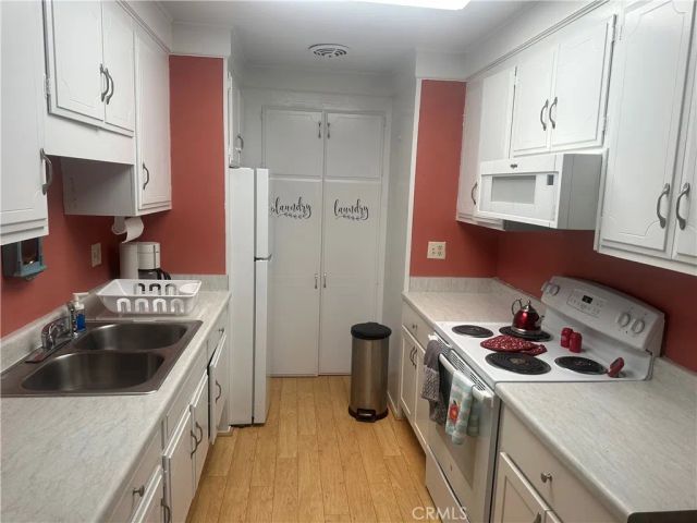 2267 Via Puerta, Laguna Woods, CA 92637
