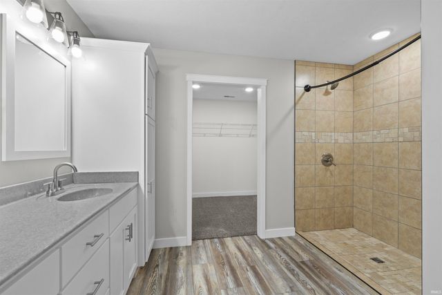 734 N Livy Court, Ellettsville, IN 47429