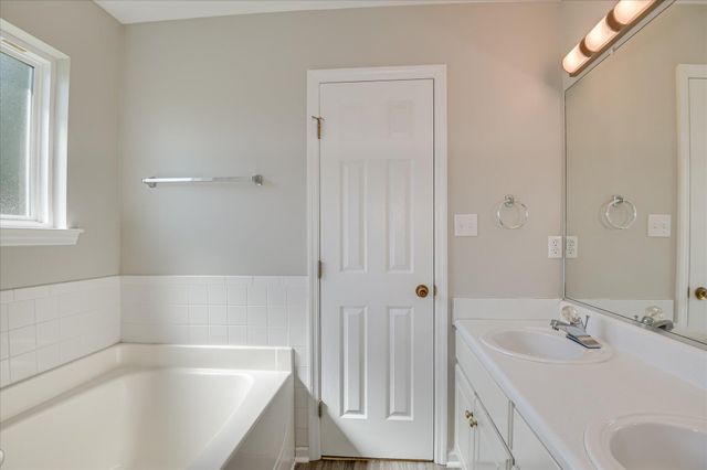 1869 Heathers Way, Augusta, GA 30906