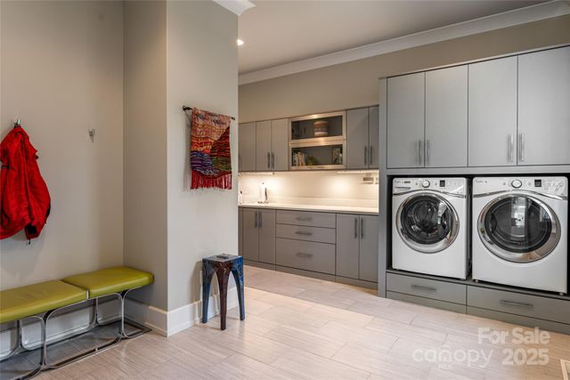 10 Fairsted Drive, Asheville, NC 28803